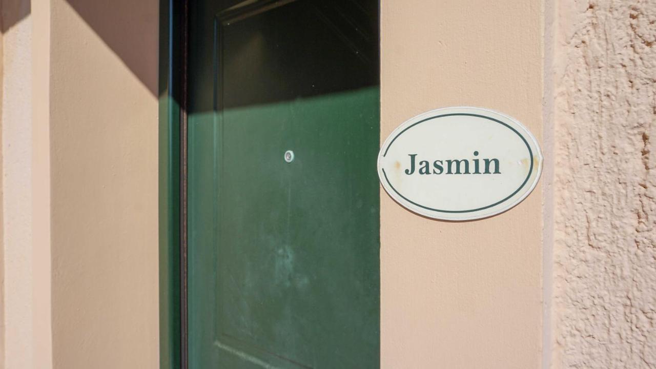 Jasmine Glyfada Beach Extérieur photo